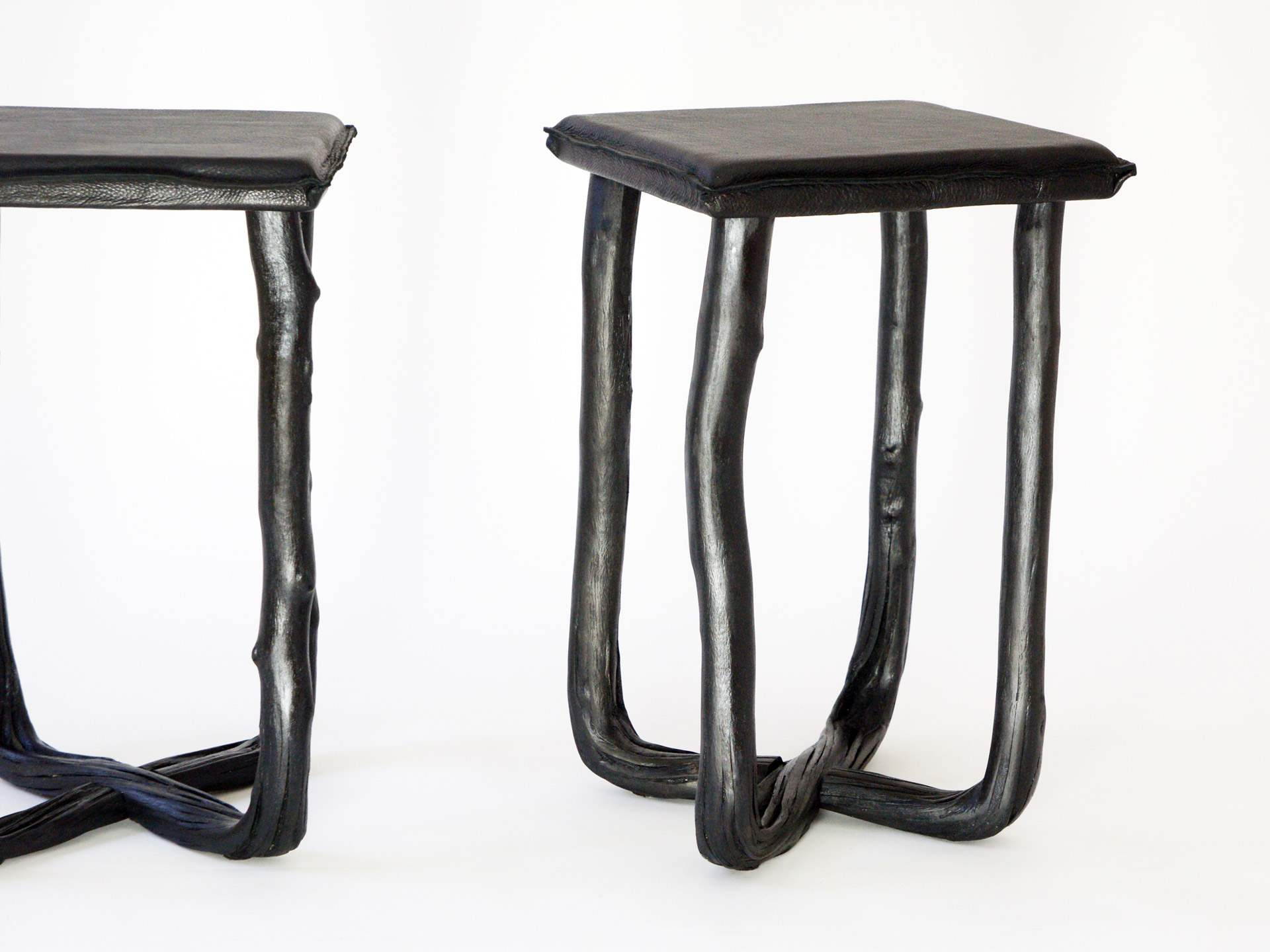 Pressed wood stool black
