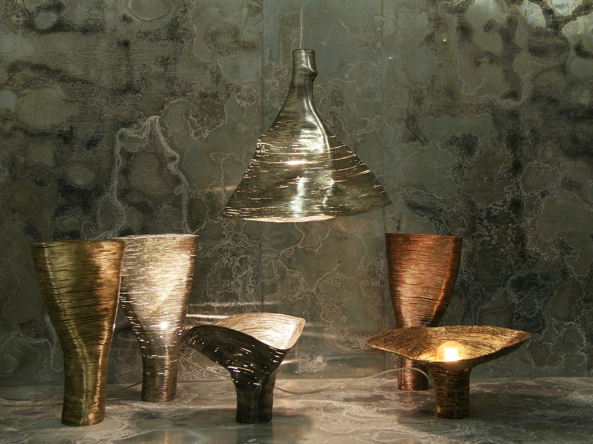 Wrap alder table light